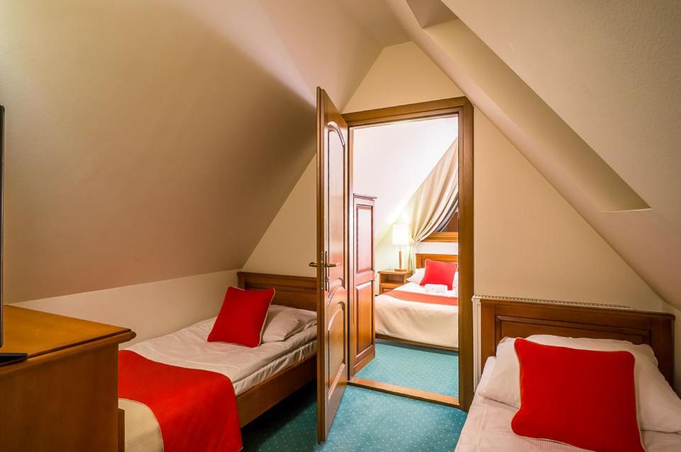 Sichlanski Dworek & Spa Мужасихле Экстерьер фото